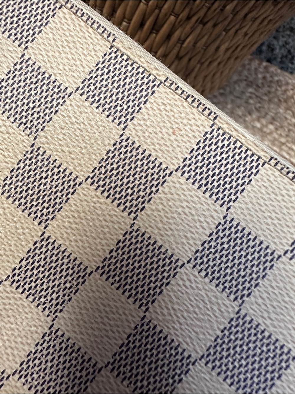 Louis Vuitton Damier Azur Zippy Long Wallet - Picture 12 of 12